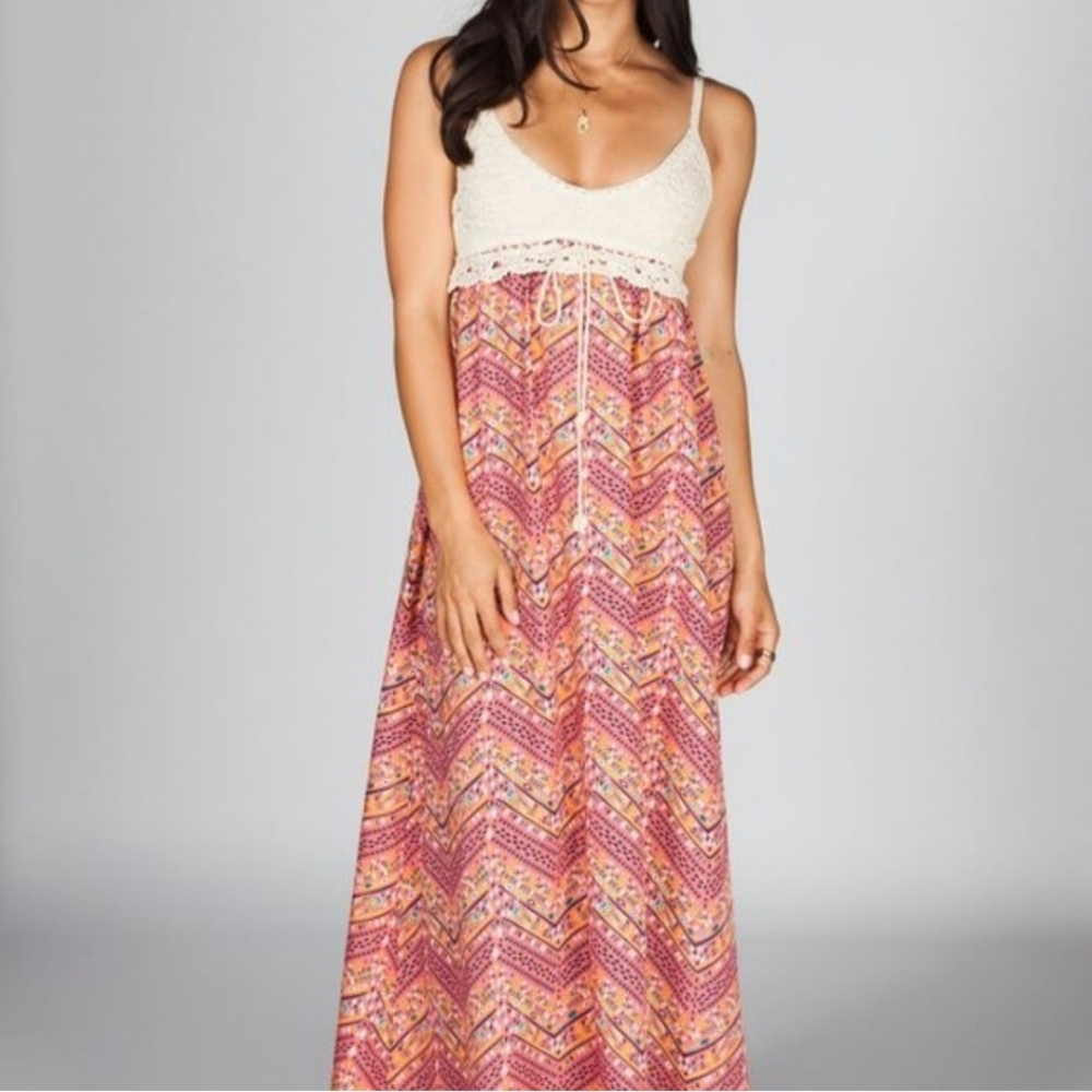 Love, Fire Crochet Lace With Orange/Pink Chevron Pattern Maxi Summer Beach